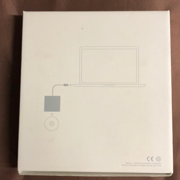 Apple USB SuperDrive NWT - Picture 3 of 5